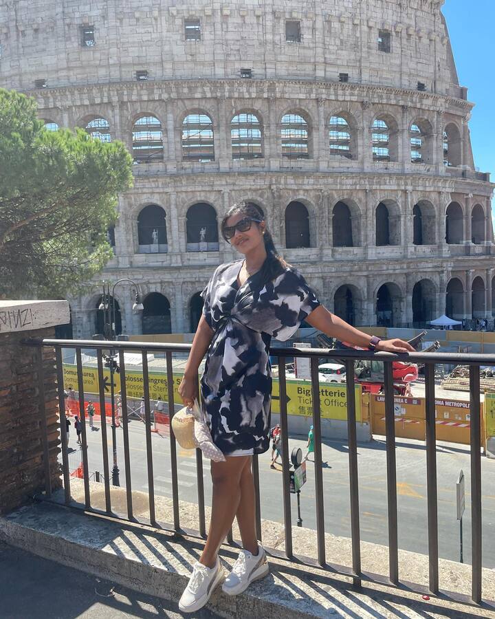 రోమ్ లో విహరిస్తోన్న ఐశ్వర్య రాజేష్. Image Credit: Aishwarya Rajesh/Instagram