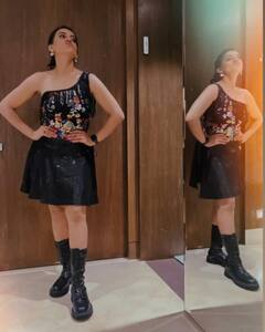 Akshara Singh Glamorous Look: बाथटब में बैठकर अक्षरा सिंह ने दिए ऐसे-ऐसे पोज, तस्वीरें देख खुली रह जाएंगी आंखे