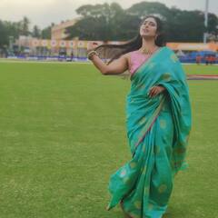 Intinti Gruhalakshmi Kasthuri Photos: గృహలక్ష్మి కస్తూరి యమ హాట్ గురూ!