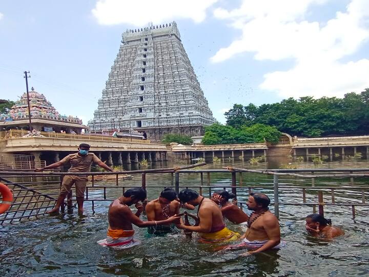 சூள வடிவ அம்பாளுக்கு தீர்த்தவாரி