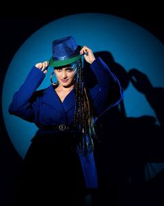 Ayesha Singh Photos : छोट्या पडद्यावरील अभिनेत्री आकांक्षा सिंहचा हटके लूक, नवीन फोटोशूट चर्चेत