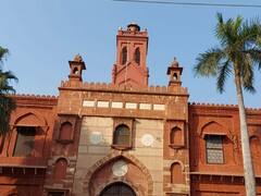 Aligarh Muslim University: एएमयू प्रशासन ने सिलेबस से हटाई मोदुदी की किताबें, शिक्षाविदों ने PM मोदी को लिखा था पत्र
