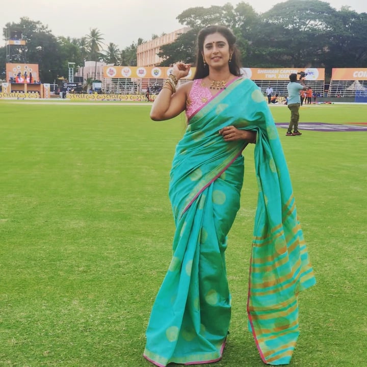 'గృహలక్ష్మి' సీరియల్ తులసి(కస్తూరి) (Image Credit: Kasthuri/Instagram)