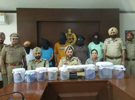 Fatehgarh police ਨੇ ਲਾਰੈਂਸ ਬਿਸ਼ਨੋਈ ਗੈਂਗ ਦੇ ਪੰਜ ਗੈਂਗਸਟਰਾਂ ਨੂੰ ਨਾਜਾਇਜ਼ ਹਥਿਆਰਾਂ ਸਮੇਤ ਕੀਤਾ ਗ੍ਰਿਫ਼ਤਾਰ