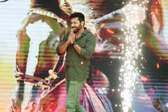 பொன்னியின் செல்வன் பர்ஸ்ட் சிங்கிள் வெளியீட்டு விழாவின் லேட்டஸ்ட் போட்டோஸ்!