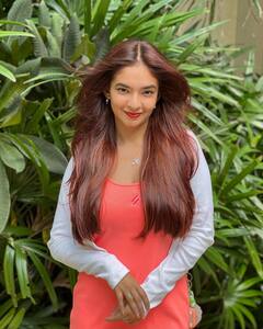 Anushka Sen ने Eiffel Tower के सामने दिए एक से बढ़कर एक पोज, बोलीं- सपने भी पूरे होते हैं