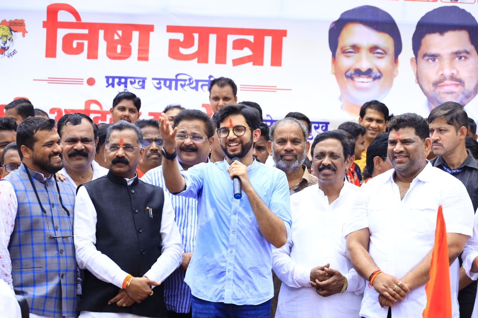 Aaditya Thackeray : आदित्य ठाकरेंच्या कोल्हापूर दौऱ्याने निष्ठावंत शिवसैनिक चार्ज, पण बंडखोरांना कडक संदेश!