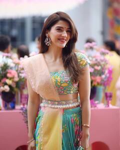 Mehreen Pirzada: రోజురోజుకీ మరింత నాజూకైపోతున్న హనీ