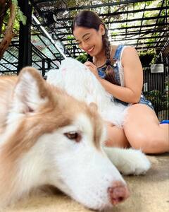 Srishty Rode दो चोटी में लगीं बेहद क्यूट, एक्ट्रेस की क्यूटनेस देख फिसल जाएगा आपका दिल