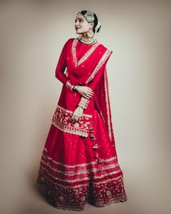 Samantha Latest Photos : புத்தம் புதிதாய் ரத்த ரோஜா.. கதீஜாவாக மாறிய சமந்தா..!