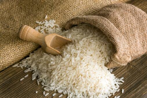 Almost 683 lakh tones of fortified rice distributed via pds so far said central government Rice Distribution Data: फोर्टिफाइड चावल योजना के दूसरे चरण में अप्रैल से अब तक PDS के जरिये बांटा 6.83 लाख टन राइस