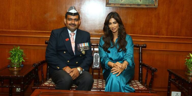 Chitrangda Singh to make a biopic on the incredible story of Yogender Yadav the youngest Param Vir Chakra recipient ever Chitrangda Singh: সেলুলয়েডে কার্গিল যোদ্ধা যোগেন্দ্র যাদবের জীবনকাহিনি, প্রযোজনায় চিত্রাঙ্গদা সিংহ