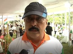 Azadi Ka Amrit Mahotsav मनाने के लिए साइकिल से दिल्ली के लिए रवाना Maharashtra Police के 9 जवान