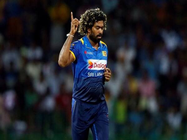 আরেক প্রাক্তন লঙ্কা পেসার লাসিথ মালিঙ্গা রয়েছেন তালিকায় দ্বিতীয় স্থানে। তিনি ১২ ম্যাচে ২৪ উইকেট নিয়েছেন।