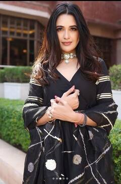 Yuvika Chaudhary: 39 ਸਾਲ ਦੀ ਉਮਰ 'ਚ ਤਬਾਹੀ ਮਚਾ ਦਿੰਦੀ ਹੈ ਯੁਵਿਕਾ ਚੌਧਰੀ, ਜਾਣੋ ਪ੍ਰਿੰਸ ਨਰੂਲਾ ਨਾਲ ਉਸ ਦੀ ਦਿਲਚਸਪ ਲਵ ਸਟੋਰੀ