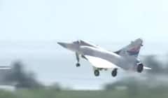 China-USA dispute: Chinese fighter plane spotted near Taiwan border | ABP News