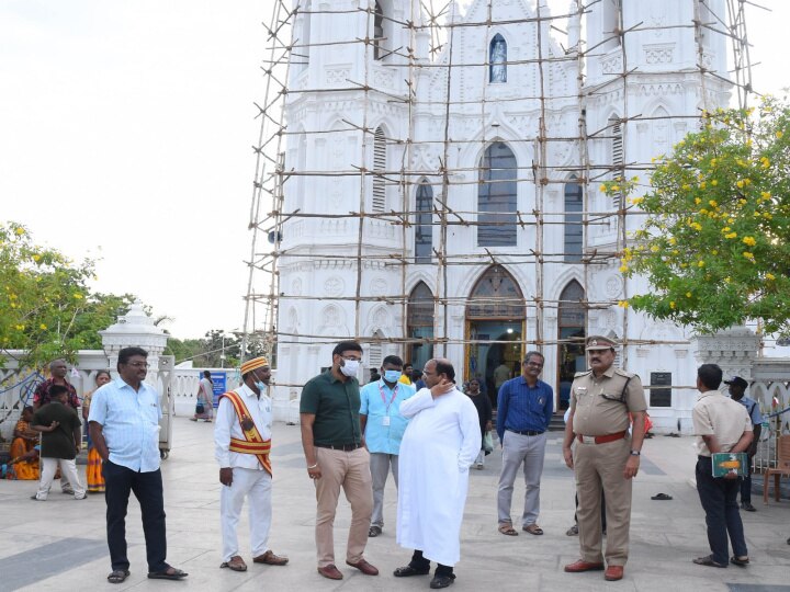 Nagapattinam: வேளாங்கண்ணியில் திருவிழாவின் போது கடலில் பொதுமக்கள் குளிக்க தடை