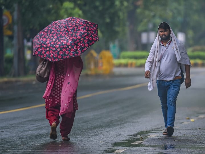 Uttar Pradesh Weather Update Today News 2 August 2022 Lakhimpur Bahraich Ayodhya Azamgarh Gorakhpur Ballia Ghazipur on Orange Alert UP Weather Update: आज यूपी के 11 जिलों में बारिश पर IMD का ऑरेंज अलर्ट जारी, जानें - कैसा रहेगा आपके शहर में मौसम