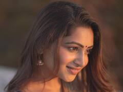 Actress Nakshathra Nagesh: மேகமோ அவள்....நக்‌ஷத்ரா நாகேஷின் க்யூட் க்ளிக்ஸ்!