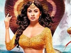 Naag Panchami 2022: मिलिए बॉलीवुड की हसीन नागिनों से, अपनी जहरीली अदाओं से कर देंगी घायल