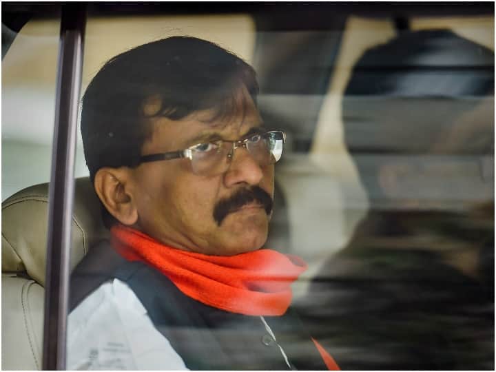 mumbai police investigation continues in the case registered against shiv sena leader Sanjay Raut Sanjay Raut के खिलाफ दर्ज मामले में जांच जारी, कॉल करने वाले की पहचान के लिए पुलिस ने मांगी मूल ऑडियो रिकॉर्डिंग
