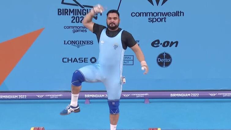 Commonwealth Games 2022 Lovepreet singh pays tribute to sidhu moose wala from thigh five celebration Commonwealth Gamesમાં બ્રોન્જ મેડલ જીતનાર લવપ્રીતે સિદ્ધુ મુસેવાલા સ્ટાઈલમાં જશ્ન મનાવ્યો, જુઓ વીડિયો