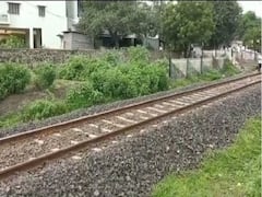 Pandharpur Accident : पंढरपुरात चार जणांना रेल्वेची धडक, तिघांचा मृत्यू तर एका जखमीवर उपचार सुरु