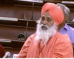 ਸੀਚੇਵਾਲ ਦੀ ਪਹਿਲੀ ਸਪੀਚ ਦੇ ਕਾਇਲ ਹੋਏ ਰਾਜ ਸਭਾ ਚੇਅਰਮੈਨ ਵੈਂਕਿਆ ਨਾਇਡੂ, ਪੰਜਾਬੀ 'ਚ ਬੋਲੇ, ਤੁਸੀਂ ਚੰਗਾ ਬੋਲਿਆ, ਤੁਹਾਡਾ ਅਭਿਨੰਦਨ