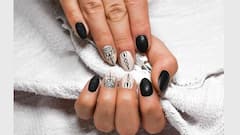 Health Tips: নখে সাদা দাগ দেখা দিয়েছে? কোন রোগের লক্ষণ?