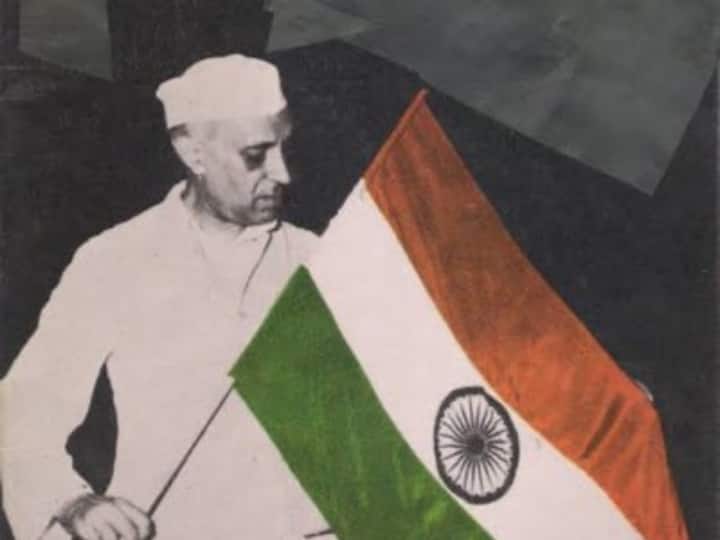Rahul-Priyanka put Nehru’s picture on DP, BJP taunted- ‘Now the opposition in the tricolor too…’