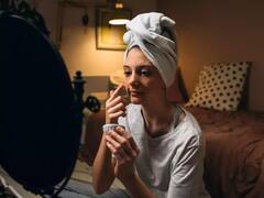 Night Care for Skin : ਸਕਿਨ ਨੂੰ ਨਰਮ ਅਤੇ ਸੁੰਦਰ ਬਣਾਉਣ ਲਈ ਰਾਤ ਨੂੰ ਕਰੋ ਇਹ ਫੇਸ ਮਾਸਕ ਅਪਲਾਈ, ਦਿਨਾਂ 'ਚ ਹੀ ਦਿਖੇਗਾ ਅਸਰ