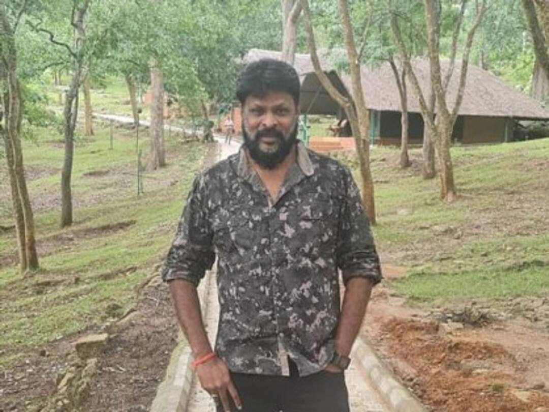 ED Inquires Chikoti Praveen And Madhava Reddy For 12 Hours in Casino Issue Casino Issue: క్యాసినో వ్యవహారంలో ముగిసిన ఈడీ విచారణ, ప్రముఖులతో ఉన్న లింకులపై ఆరా!