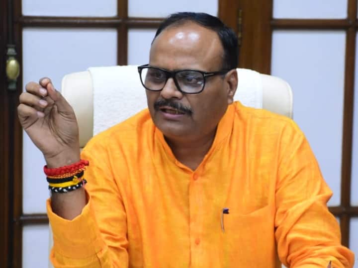 बिहार में हुए बड़े सियासी उलटफेर पर आई डिप्टी सीएम ब्रजेश पाठक की प्रतिक्रिया, कही ये बात Deputy CM Brajesh Pathak reaction on nitish kumar and Bihar politics बिहार में हुए बड़े सियासी उलटफेर पर आई डिप्टी सीएम ब्रजेश पाठक की प्रतिक्रिया, कही ये बात