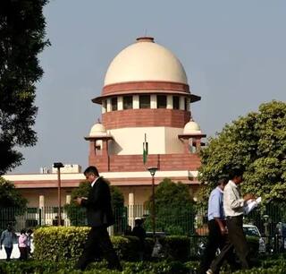 Supreme Court: દેવામાં ડૂબેલા રાજ્યોમાં 'મફત' યોજનાઓને કેવી રીતે રોકી શકાય? સુપ્રીમ કોર્ટ બનાવી શકે છે નિષ્ણાંતોની કમિટી