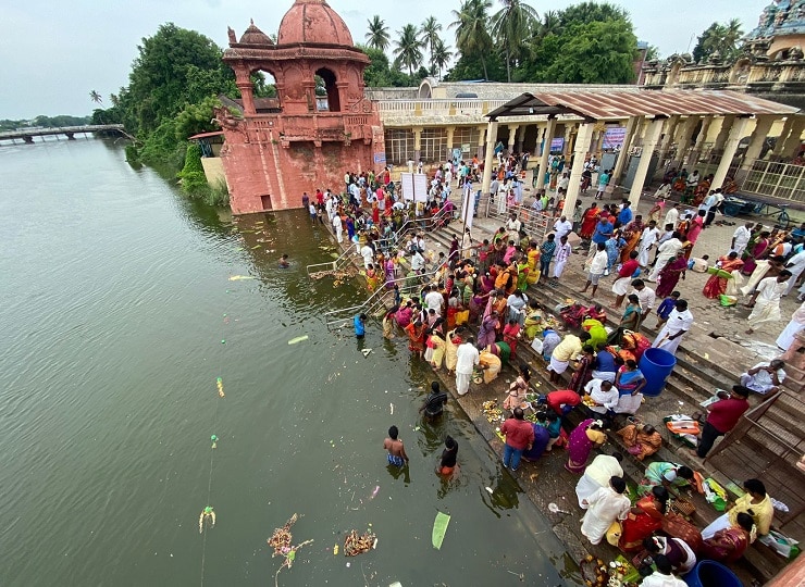 தஞ்சையில் உற்சாகமாக கொண்டாடப்பட்ட ஆடிப்பெருக்கு விழா...!