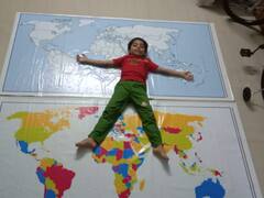 Jhalawar News: खेलने की उम्र में कमाल! चार भाषाओं का है ज्ञान, मिनटों में मैप पर बता देता है 194 देशों के नाम