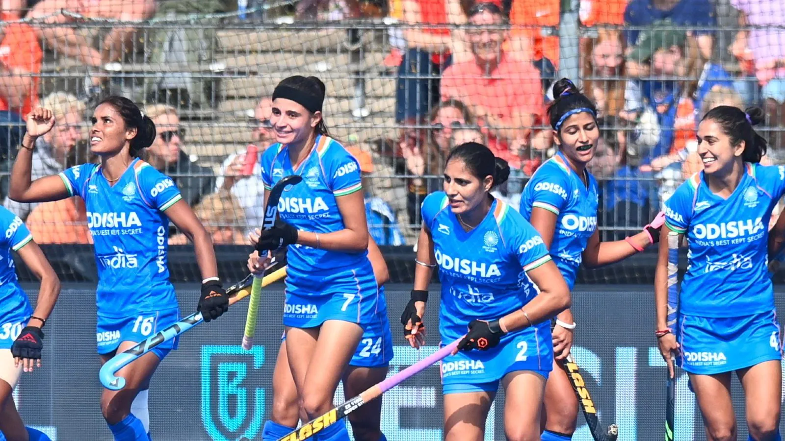Commonweath Games 2022: India Women's Hockey Team beat Canada to reach semi final ਭਾਰਤੀ ਮਹਿਲਾ ਹਾਕੀ ਟੀਮ ਨੇ ਜਿੱਤਿਆ ਕਰੋ ਜਾਂ ਮਰੋ ਦਾ ਮੈਚ, ਸੈਮੀਫਾਈਨਲ 'ਚ ਬਣਾਈ ਥਾਂ, ਕੈਨੇਡਾ ਨੂੰ ਦਿੱਤੀ ਮਾਤ