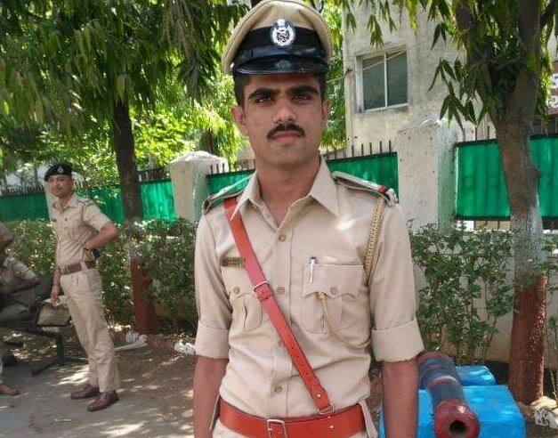 Rajkot: Firing between criminals and police at late night in Rajkot check details Rajkot: સૌરાષ્ટ્રના આ શહેરમાં સર્જાયા ફિલ્મી દ્રશ્યો, પોલીસ અને ધાડપાડુ ગેંગ વચ્ચે થયું સામ સામે ફાયરિંગ