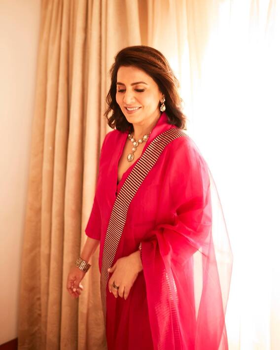 Neetu Kapoor Pics: Neetu Kapoor's special look in a saree; Alia Bhatt will also fall FICCI!
