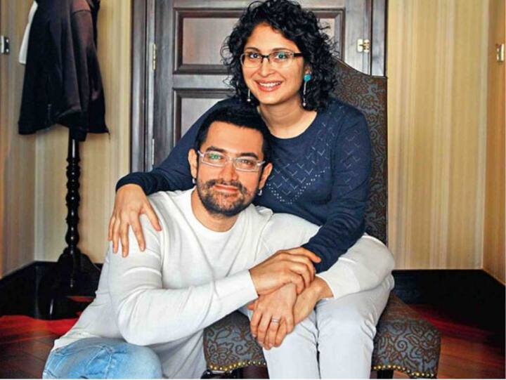 aamir khan on ex wives kiran rao reena dutta says Hum log hamesha parivaar he rahenge Koffee With Karan 7 Koffee With Karan 7: एक्स-वाइफ किरण राव के साथ रिश्ते पर बोले आमिर खान, कहा- 'हम लोग हमेशा ही परिवार रहेंगे'