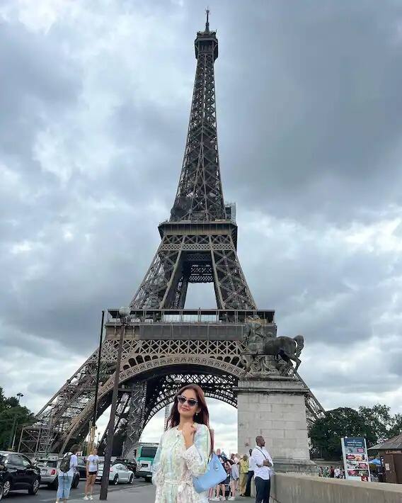 ਅਨੁਸ਼ਕਾ ਸੇਨ ਇਨ੍ਹੀਂ ਦਿਨੀਂ ਪੈਰਿਸ 'ਚ ਹੈ। ਹਾਲ ਹੀ 'ਚ ਉਹ ਆਈਫਲ ਟਾਵਰ ਦੇਖਣ ਗਈ ਸੀ, ਜਿੱਥੋਂ ਉਸ ਨੇ ਕਈ ਖੂਬਸੂਰਤ ਤਸਵੀਰਾਂ ਵੀ ਸ਼ੇਅਰ ਕੀਤੀਆਂ ਹਨ।