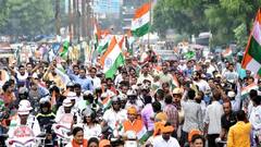 Delhi में सांसदों की बाइल रैली, Meenakshi Lekhi बोले- हर घर तिरंगा फहराएंगे