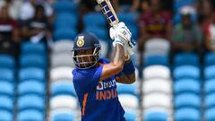 ICC T20I Rankings: ব়্যাঙ্কিংয়ে অভূতপূর্ব উন্নতি, বাবরের ঘাড়ে নিঃশ্বাস ফেলছেন সূর্যকুমার যাদব