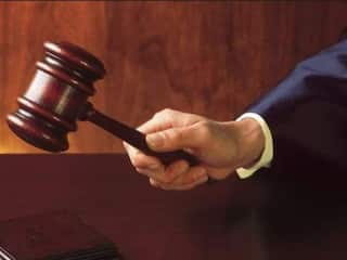 हळव्या बापाला न्यायालयाची साथ, मुलासोबत व्हिडीओ कॉलवर 40 मिनिटे बोलण्यास दिली परवानगी