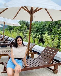 Actress Losliya:  ஒரு கண் ஜாடை செய்தாலே... லாஸ்லியாவின் க்யூட் க்ளிக்ஸ்!