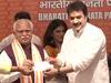 Kuldeep Bishnoi Joins BJP: 'हाथ' छोड़ कुलदीप बिश्नोई ने थामा 'कमल', हरियाणा की सियासत में बड़ी हलचल