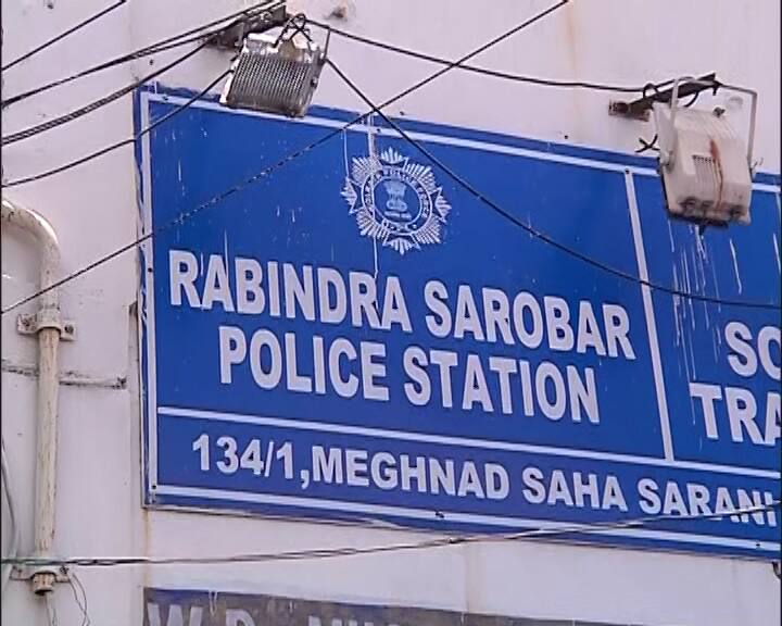 ED Reaches Rabindra Sarobar PS Before Reaching Panditia Road Residencial Complex In Partha And Arpita Case SSC Scam: কী রহস্য 'ফোর্ট ওয়েসিস'-এ? রবীন্দ্র সরোবর থানায় কথা সেরে পণ্ডিতিয়া রোডের আবাসনে তল্লাশি ইডি-র