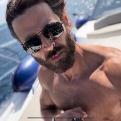 Hrithik Roshan Pics: ऋतिक रोशन की कल्ट बॉडी के पीछे है इस ट्रेनर का हाथ! एक्टर की सॉलिड बॉडी देख छूट जाएंगे पसीने