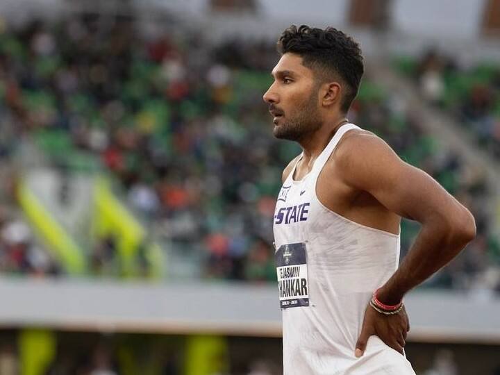 Tejaswin Shankar first High Jump Medal winner in Commonwealth Games Tejaswin Shankar Story Family Career Background Tejaswin Shankar: टीचर के कहने पर छोड़ा था क्रिकेट, ऐसी है कॉमनवेल्थ गेम्स में पहला हाई जंप मेडल दिलाने वाले तेजस्विन की कहानी