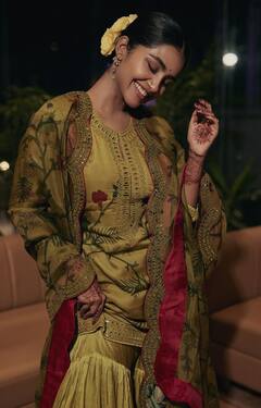 Actress Anupama Parameswaran: ஏய் சுழலி... அனுபாமாவின் லேட்டஸ்ட் க்ளிக்ஸ்!